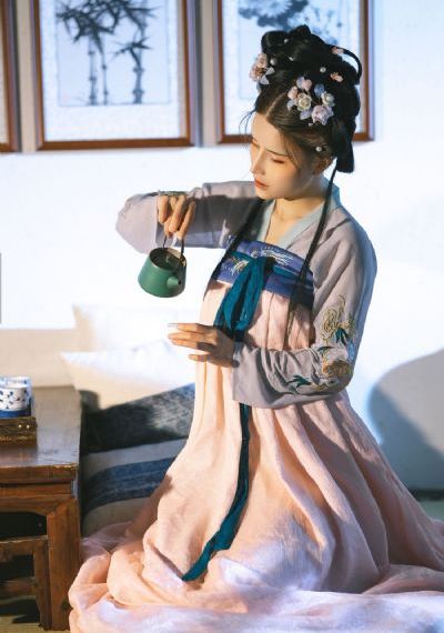 农村妇女野外交性高清网址_高清超清在线观看